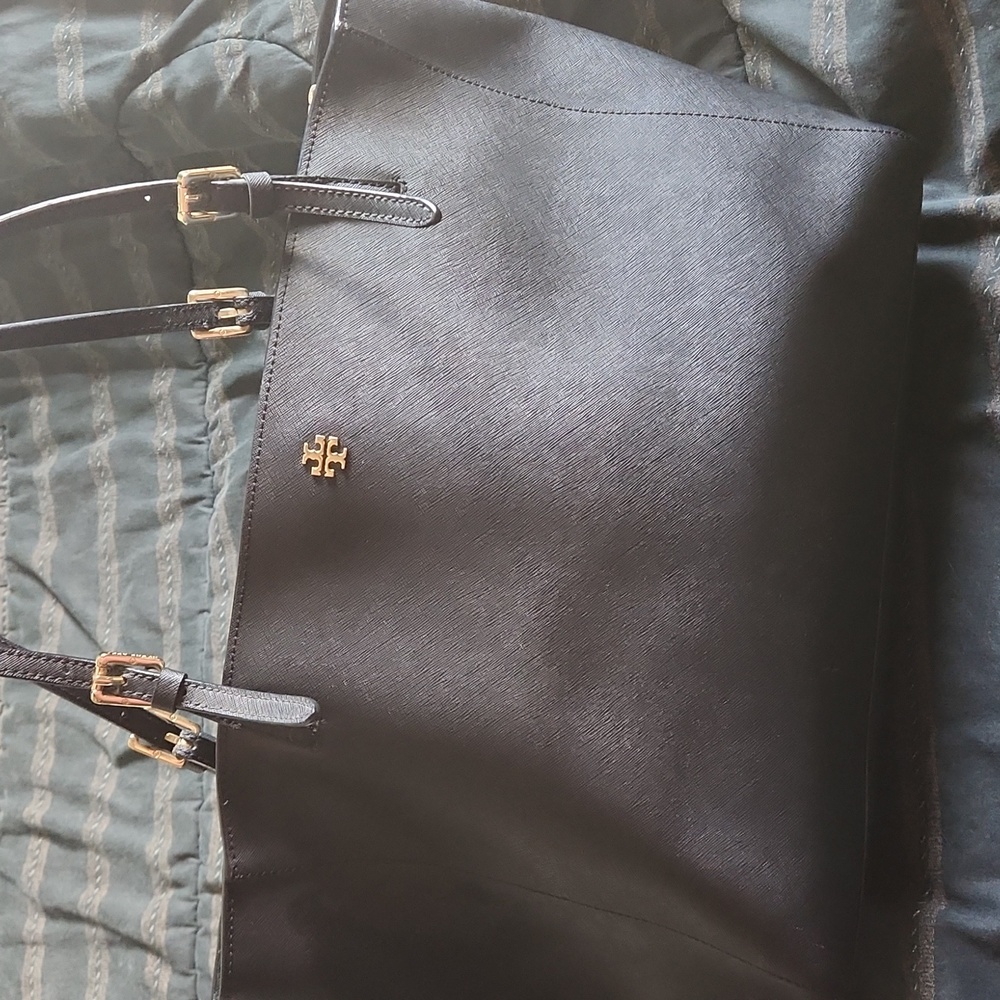 Like new tory Burch York buckle tote